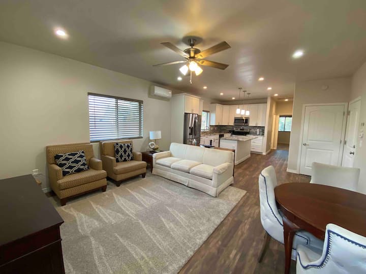 Private - Full Kitchen- King Size Bed - Chandler, AZ