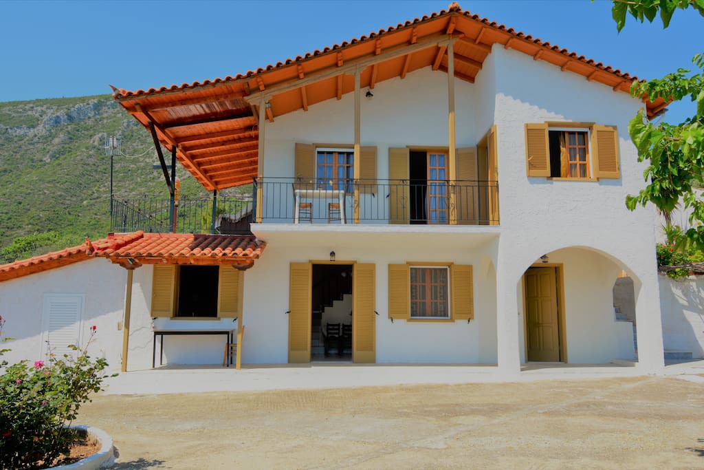 Pera Melana residence