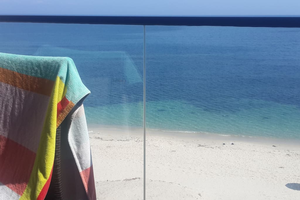 Bronzage tout en étant installé au balcon