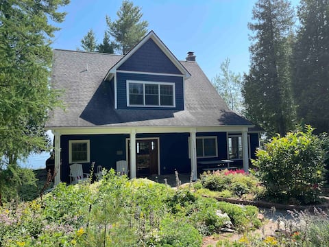 Cedar Cove on Lake Superior