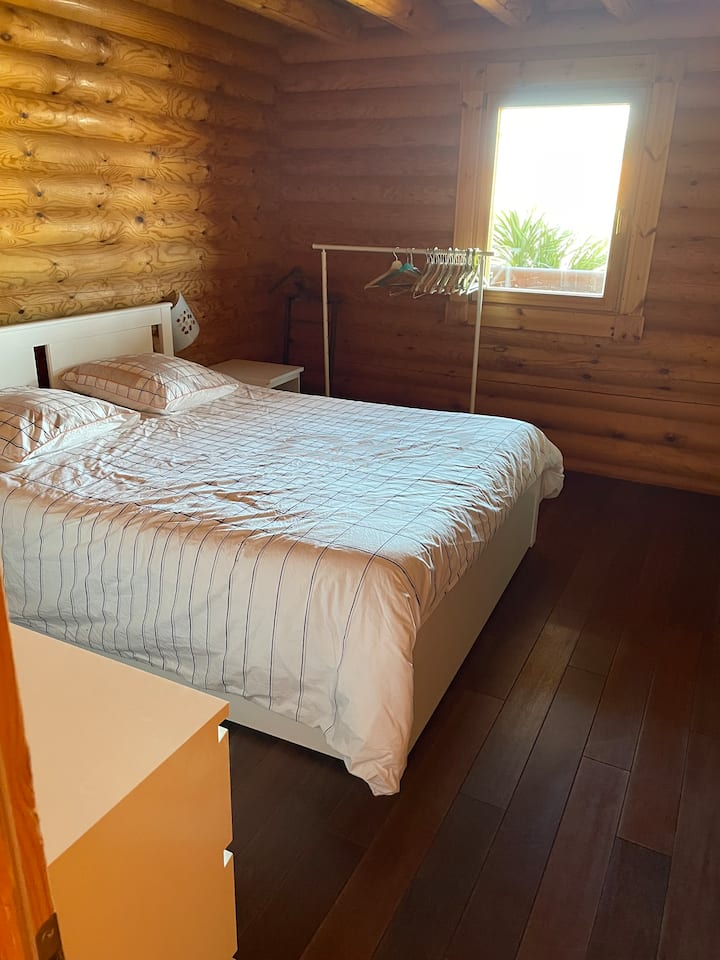 Quarto 1 no piso térreo