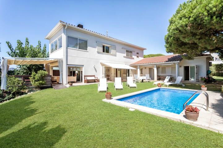 Casa Familiar en S’agaro con vistas al mar