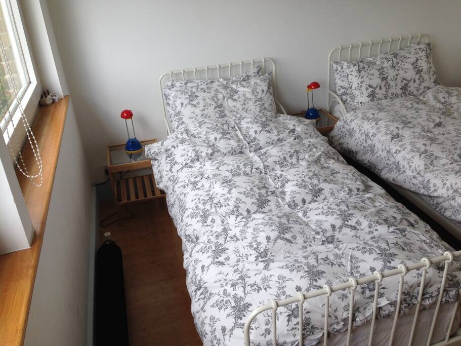 Two beds. Linens and towels supplied.