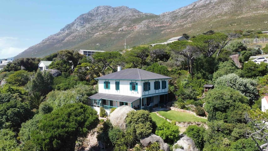 Stunning Boulders Beach house – Simonstown, Cape gallery image 2