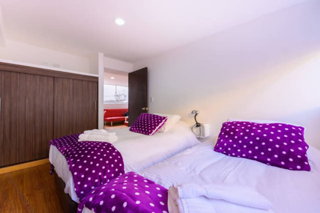 Apto con 4 camas gemelas por habitación 2
Cupo Col$800.000