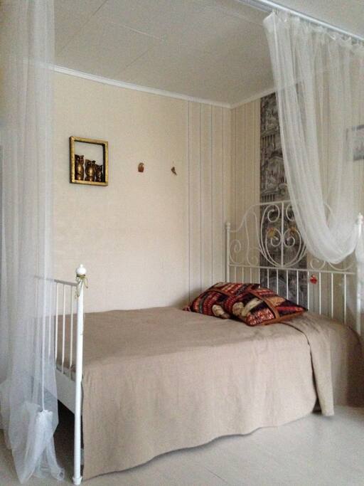 room (комната)