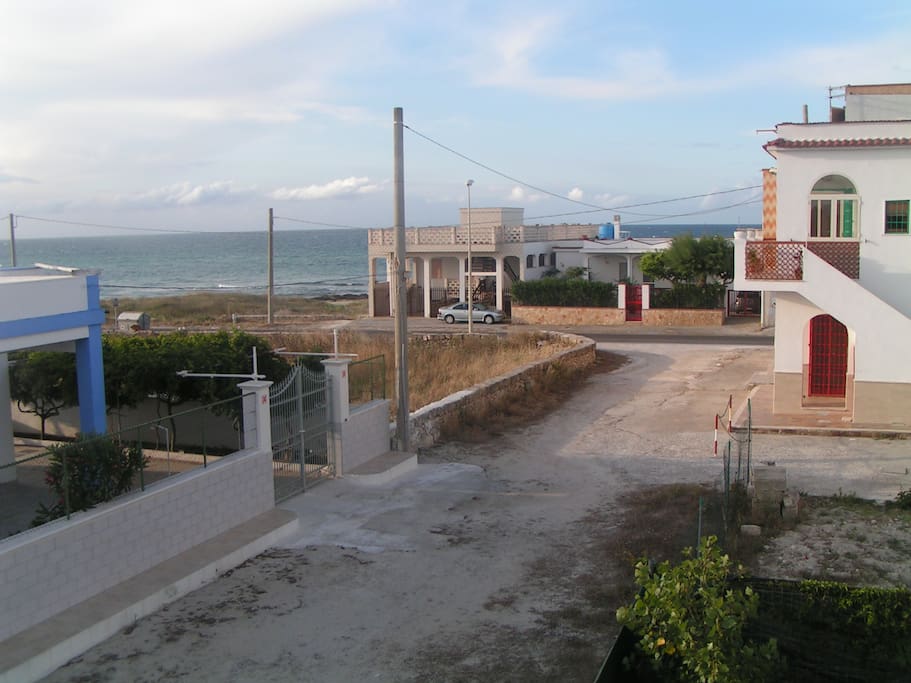 strada per arrivare al mare da casa