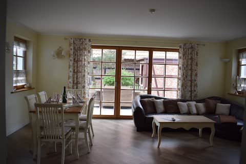 Top Airbnb: The blue house on the beach (sauna) Fischland-Darss in Dierhagen