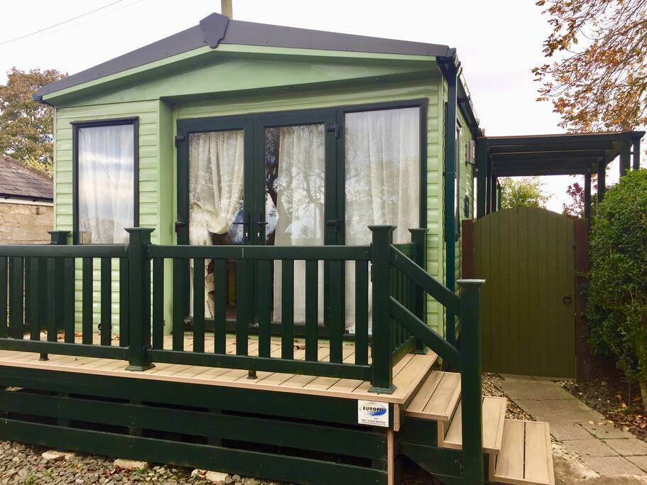 French doors with guests own private entrance on side.
