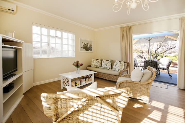 Alfie’s Cottage gallery image 2