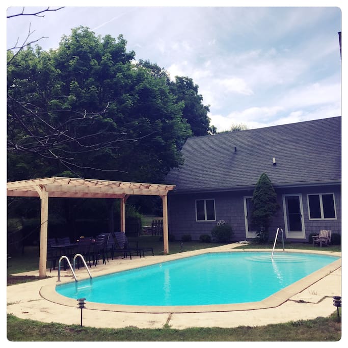 Heated pool