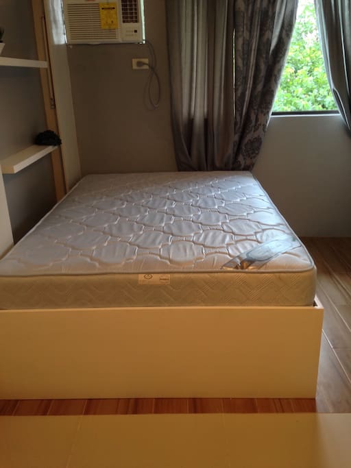 Therapeutic mattress included in the apartment