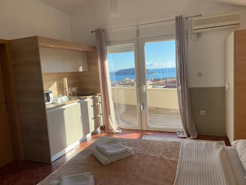 Popular Airbnb listing: Studio apartment with Balcony&Amazing Sea View #3 in Maine