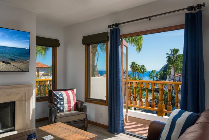 H1338: Spacious townhome villa with golf cart gallery image 3