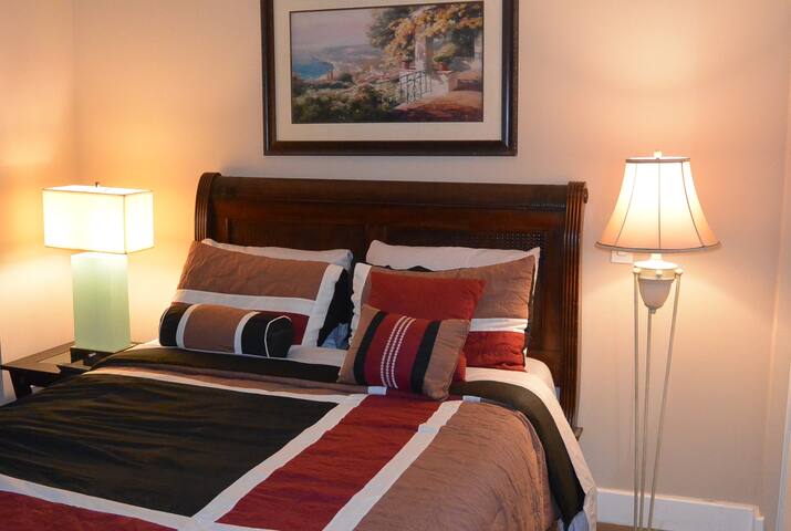 Modern 6/4 Downtown Deluxe gallery image 2