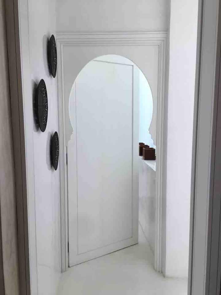 חדר שינה ראשי קומה שלישית 