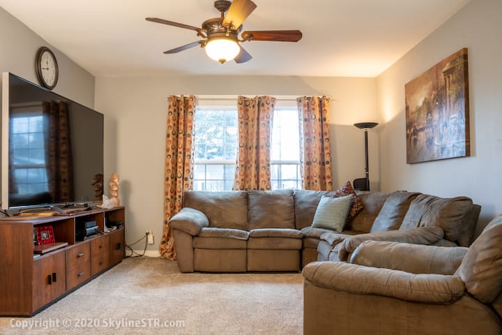 Madison Hill Villa, Downtown Monroe - Video Tour! - Monroe, WA
