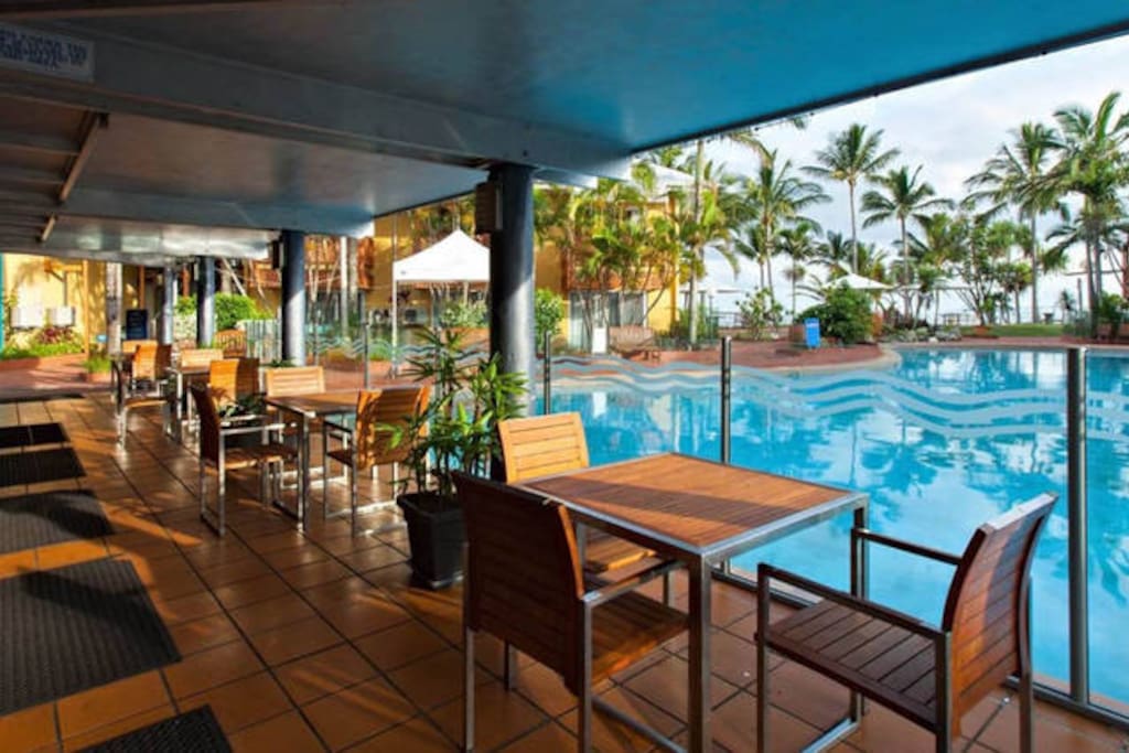 As a guest you have free access to the resort's large communal pool.