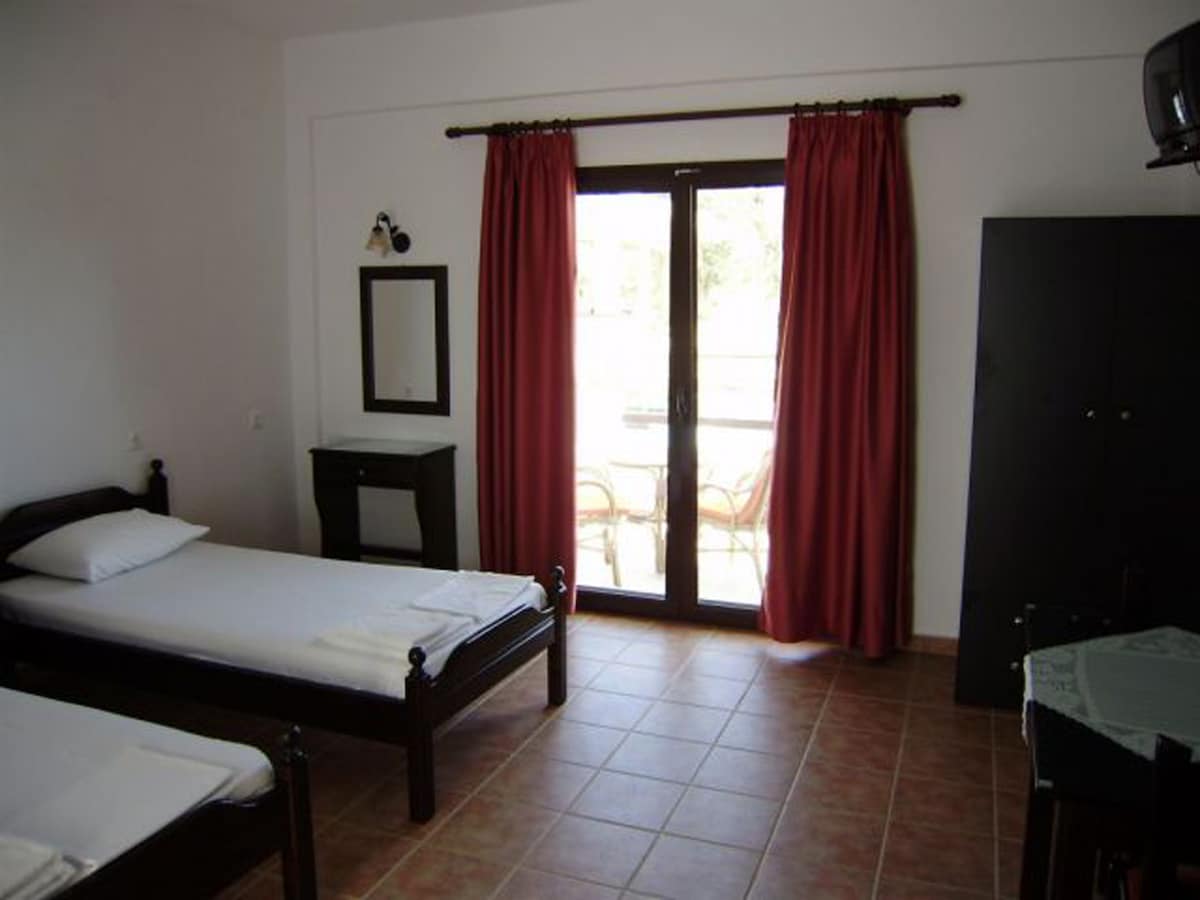 Studio for 3 Pers. Nr. 6 in Skiathos, Greece - Airbnb