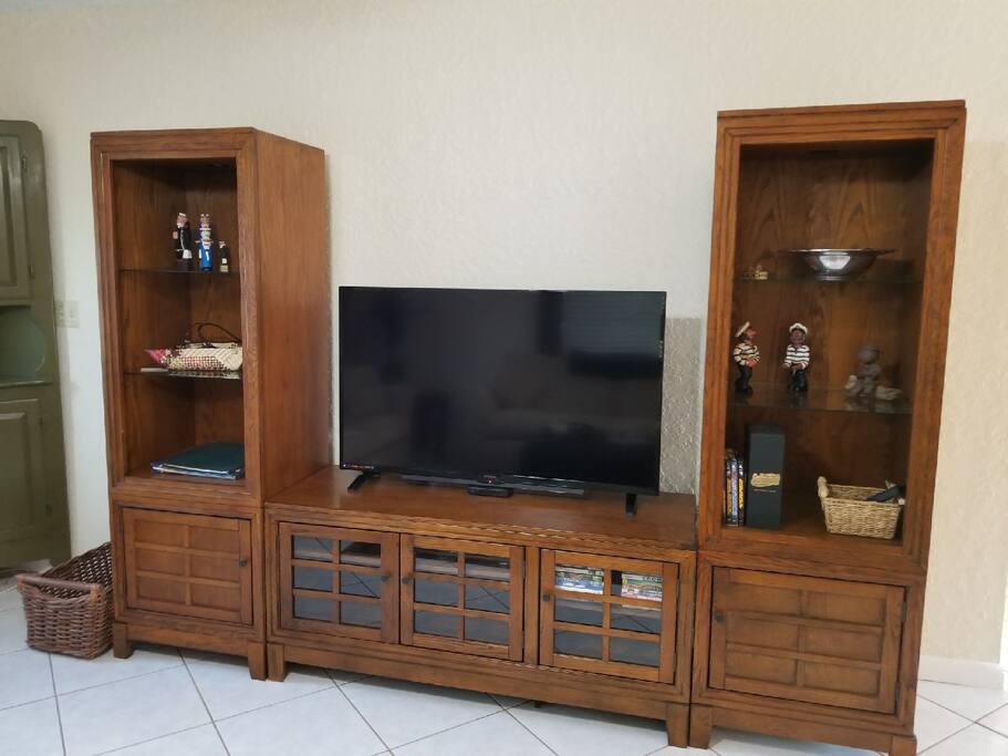 Tv / Entertainment