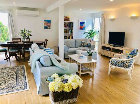 The Beach House. Hamptons decor, spectacular views