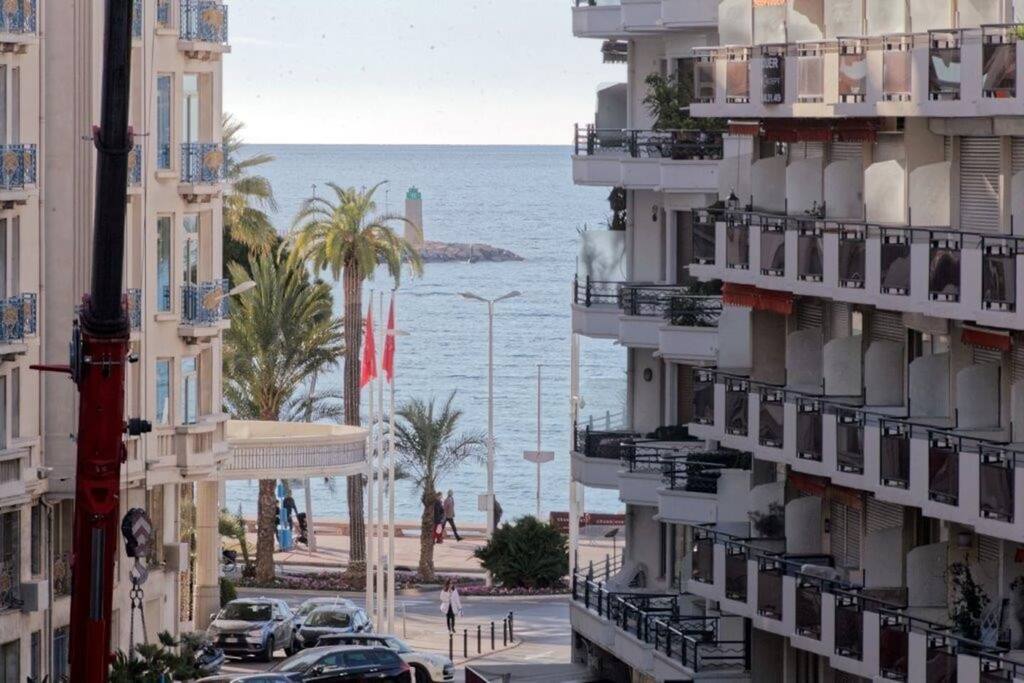 NICE VIEWSEASIDE FROM THE TERRACE