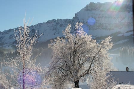 Gemütliches Zimmer mit schöner Aussicht