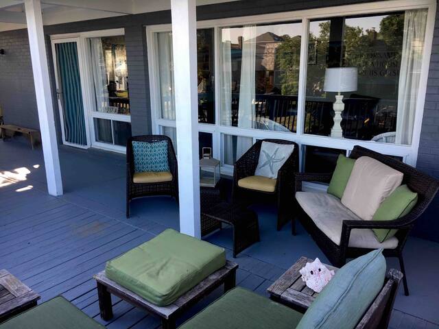 Escape to an Easy Beach Getaway