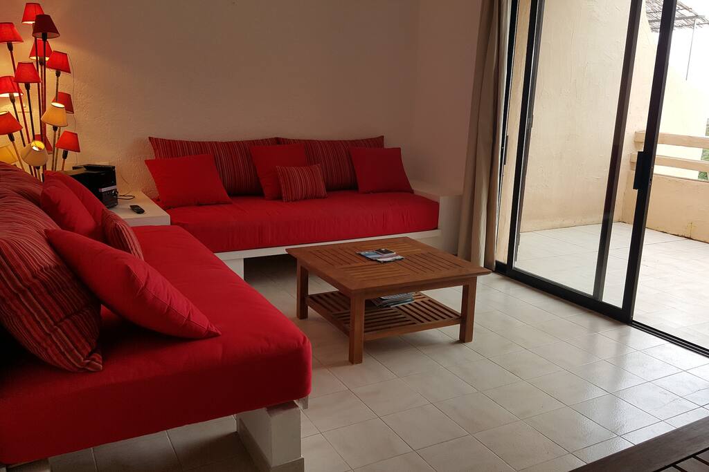 salon qui donne sur la terrasse