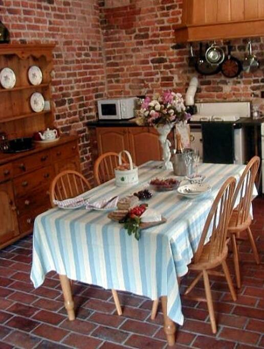 Kitchen Diner, with rayburn