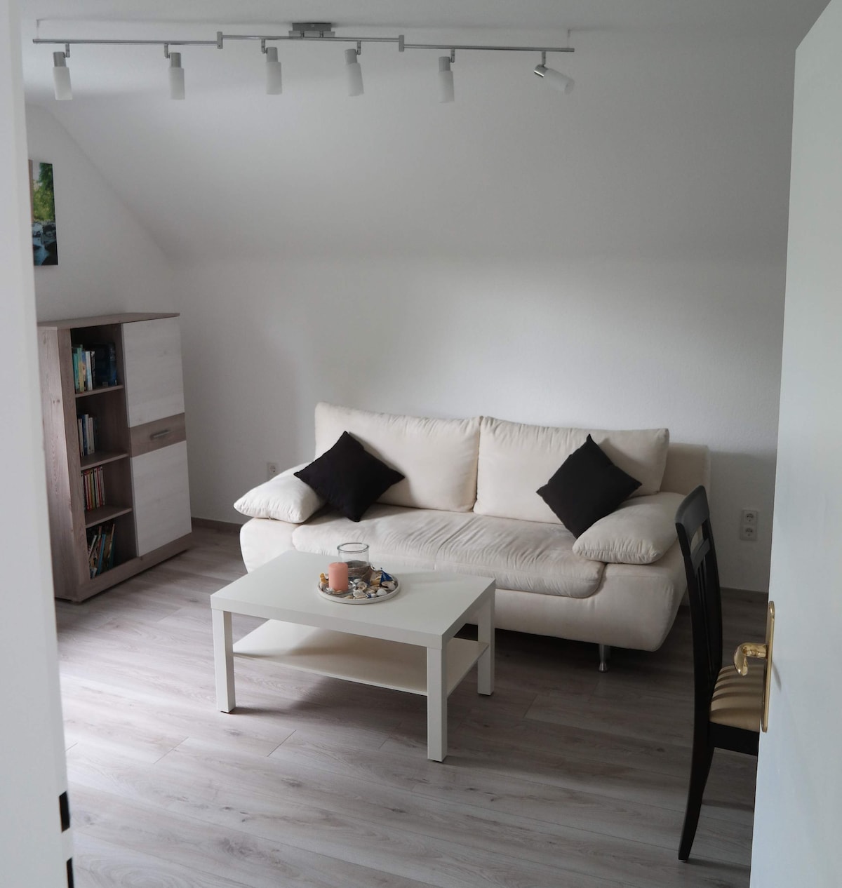 Top performing Airbnb: Great apartment in Mz-Laubenheim, bus/train close in Mainz