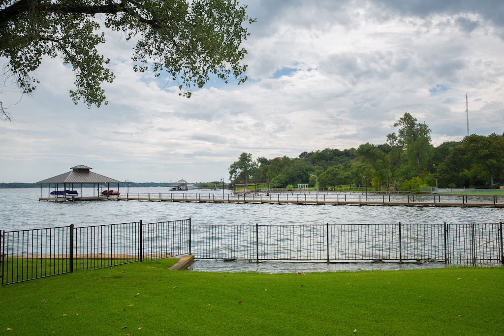 Lakefront with full access to private dock.