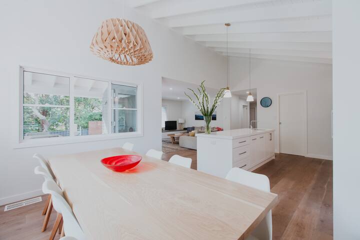 Heavenly Hampton’s Beach House gallery image 2