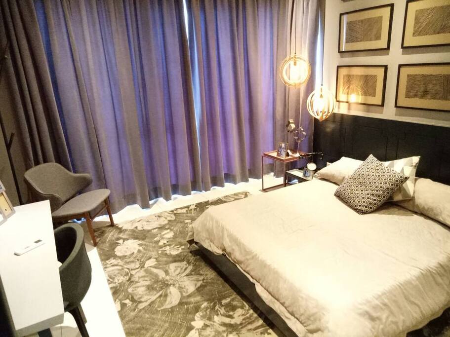 MASTER ROOM DOWNSTAIRS