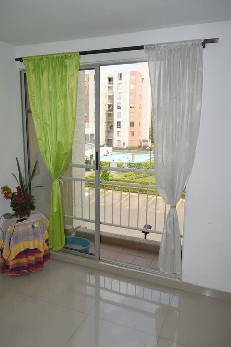 linda vista, derecho a piscina