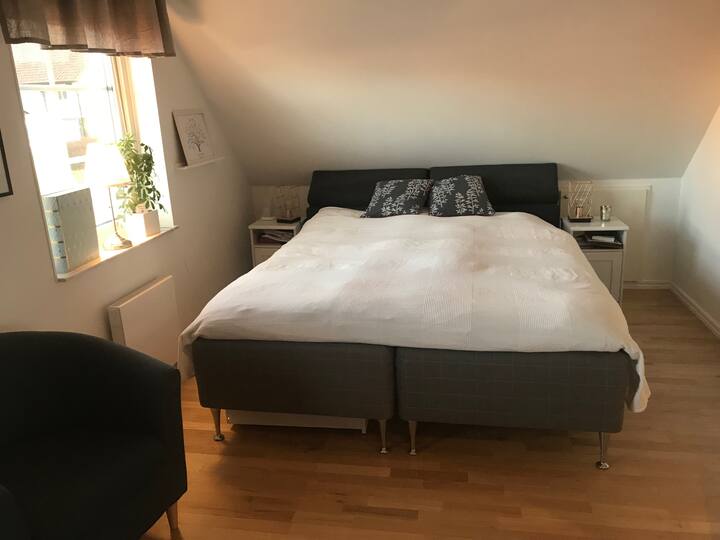 საძინებელი 4