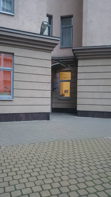 вход в подьезд
