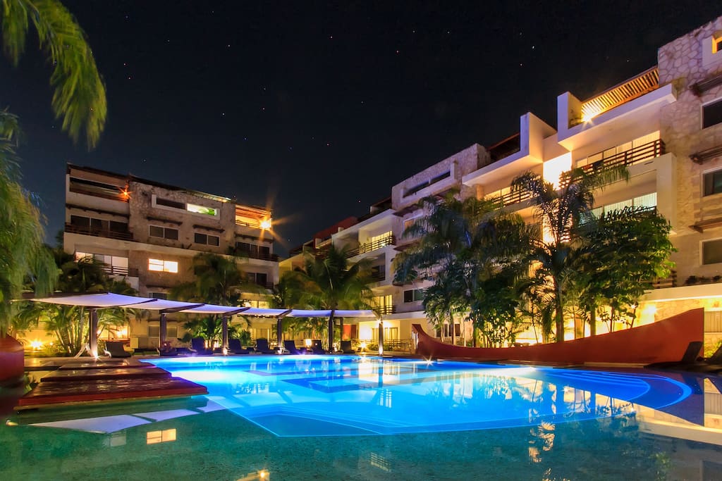 Hotel,Resort,Pool,Water,Building