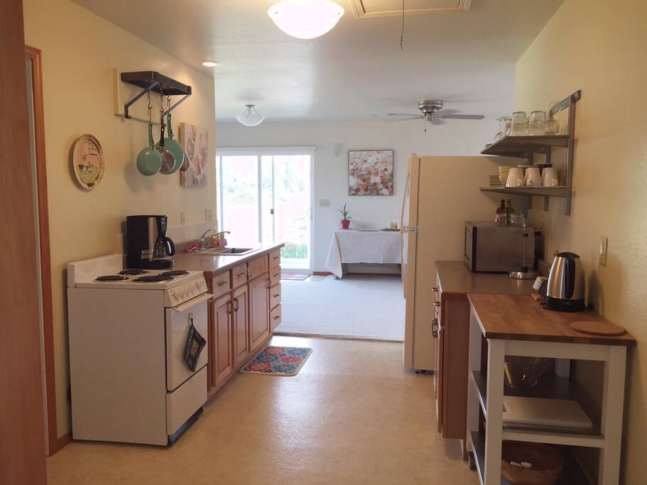 Fully equipped kitchen