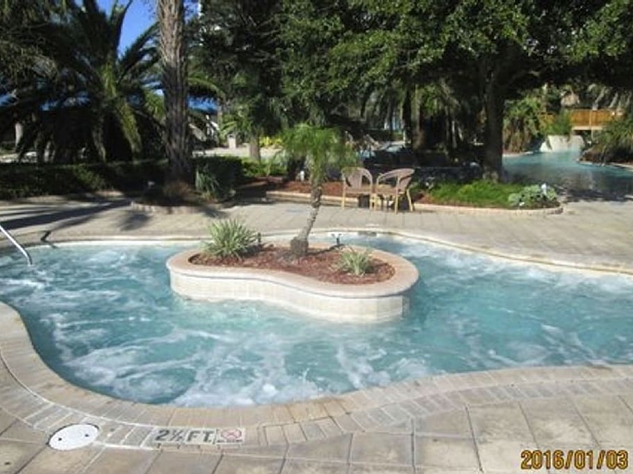 25 person hot tub