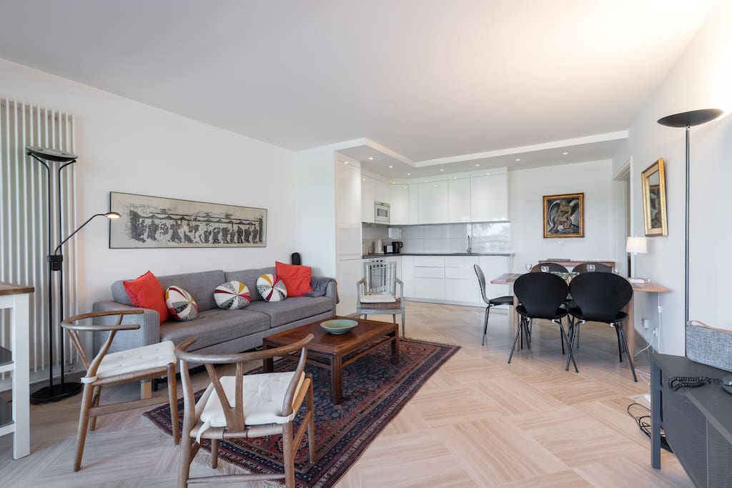 Kitchen and livningroom