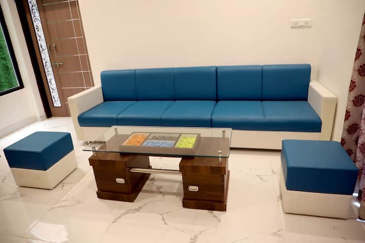 Relax Home Stay Double Room &Lounge - Udaipur