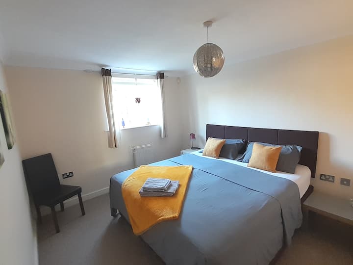 Cosy Room With A Super-king Bed In A Quiet Home - Oxford