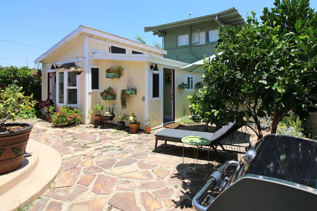 The Best Cottage in North Park! Guesthouses for Rent in San Diego