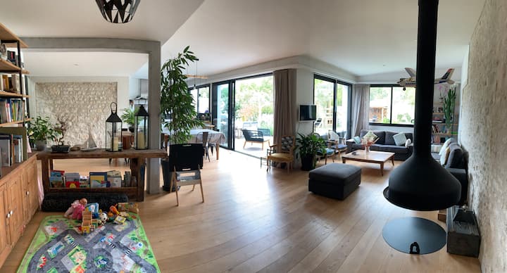 Belle Echoppe De Ville Avec Jardin Et Piscine - Châtelaillon-Plage