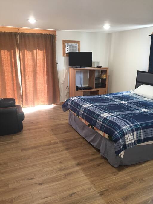 King Bed in South Room - Upstairs