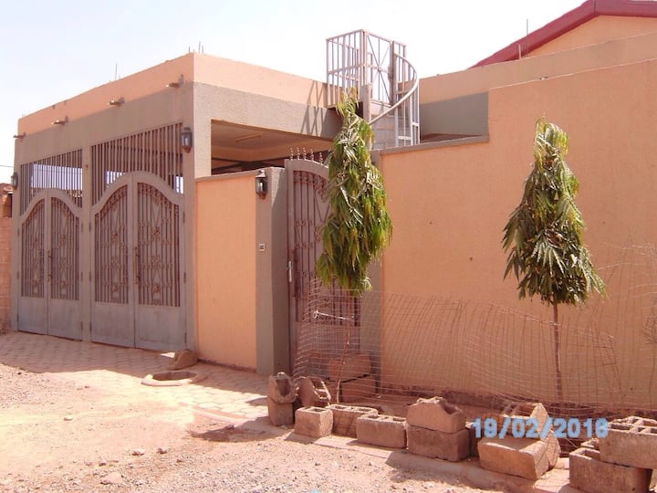 Big & Beautiful House at Cissin, Ouagadougou Houses for Rent in