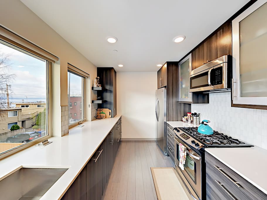 Make use of the well-equipped kitchen, which includes a starter supply of dish soap and paper towels.