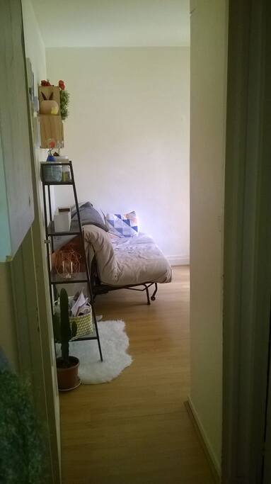 Entrée dans l'appartement