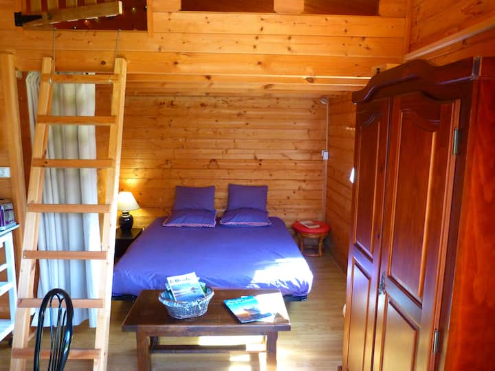 منطقة جلوس مع مرتبة لاتكس 160 × 200 بيزو